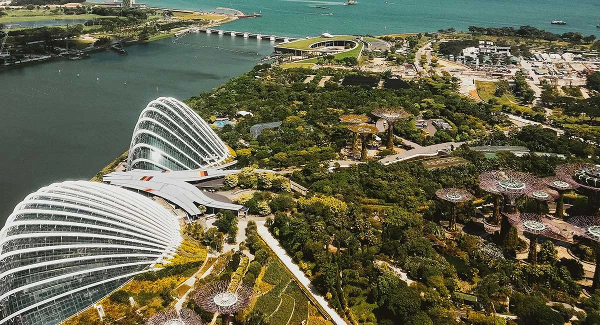 Sustainable Architecture: Top Eco-Friendly Building Practices for 2025